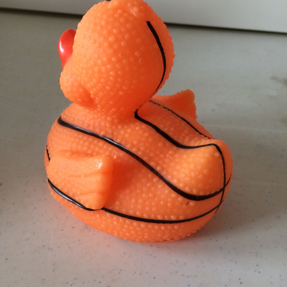 Rubber Ducky Assortment of Seven - Picture 3 of 13